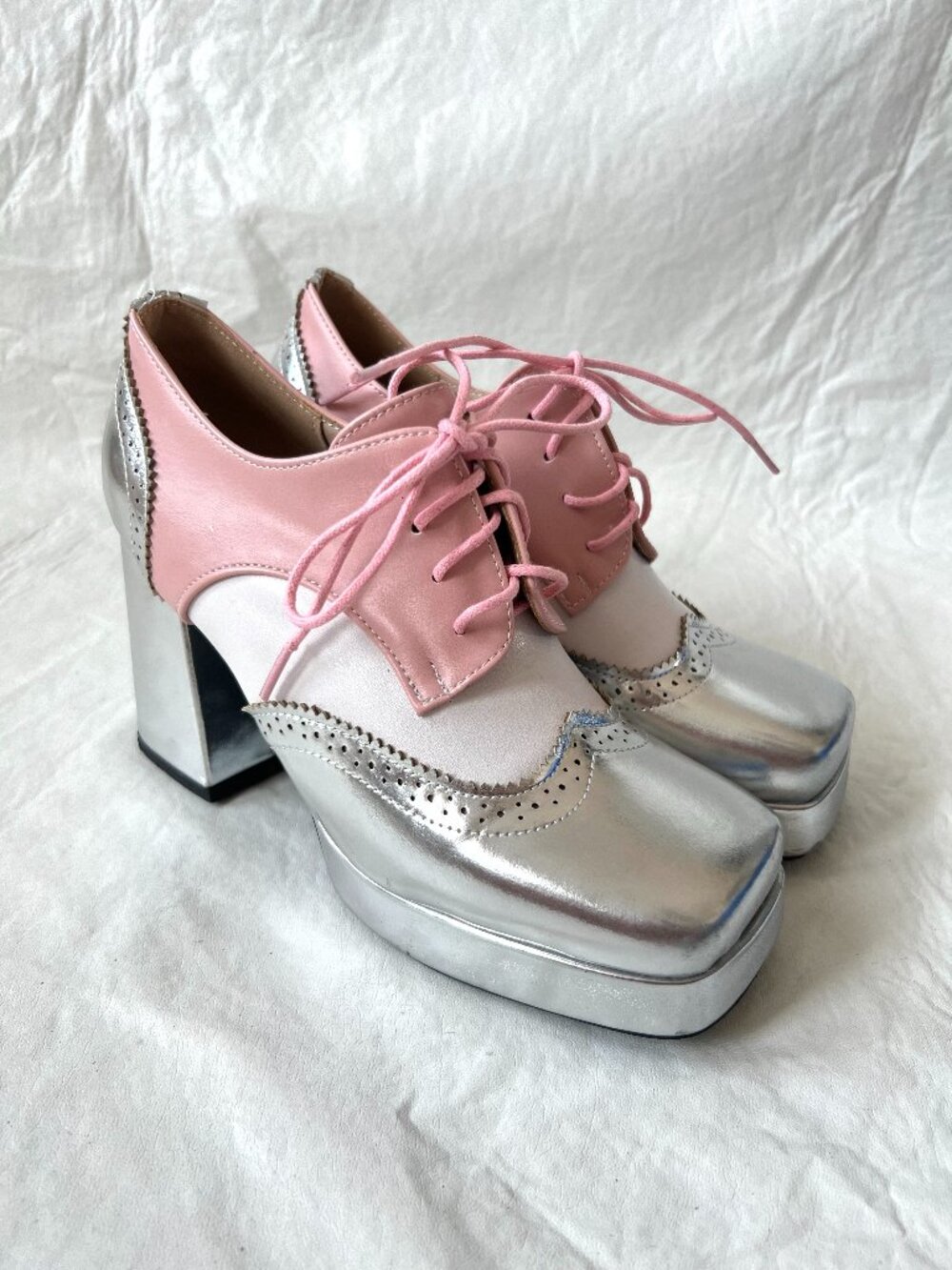 Platform shoes brogue wingtip 39 pink white silver faux leather lace up square